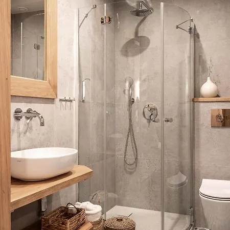 W Dolinie Tylicza & Wellness -gabinet Masazu, Saunarium-plac Zabaw, Rowery Elektryczne, Animacje Dla Dzieci