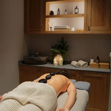 W Dolinie Tylicza & Wellness -gabinet Masazu, Saunarium-plac Zabaw, Rowery Elektryczne, Animacje Dla Dzieci Gæstehus 3*